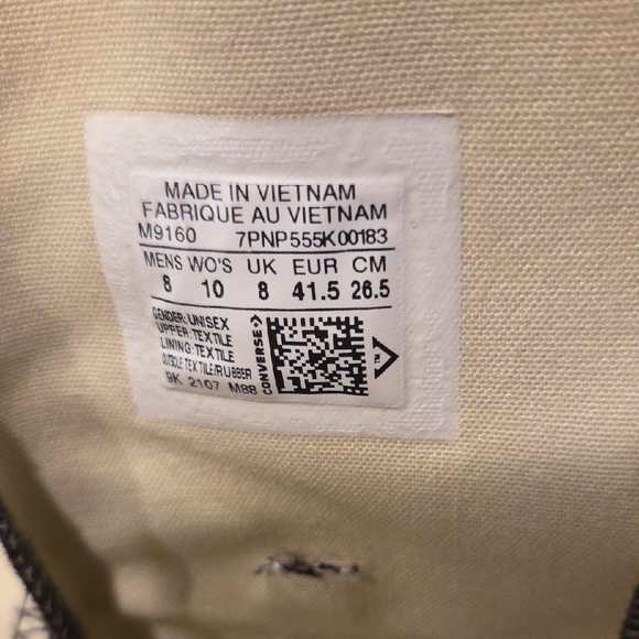 Converse Chuck Taylor All Star Black and White High-Top. Size 8 Men's. - Picture 8 of 8